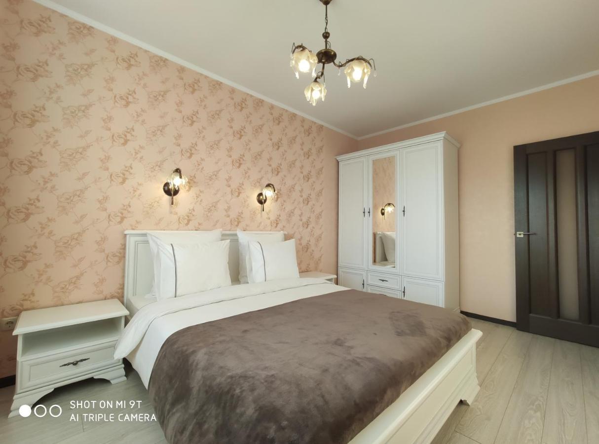 Comfort Apartments - Bright Family Suite Grodno Ngoại thất bức ảnh