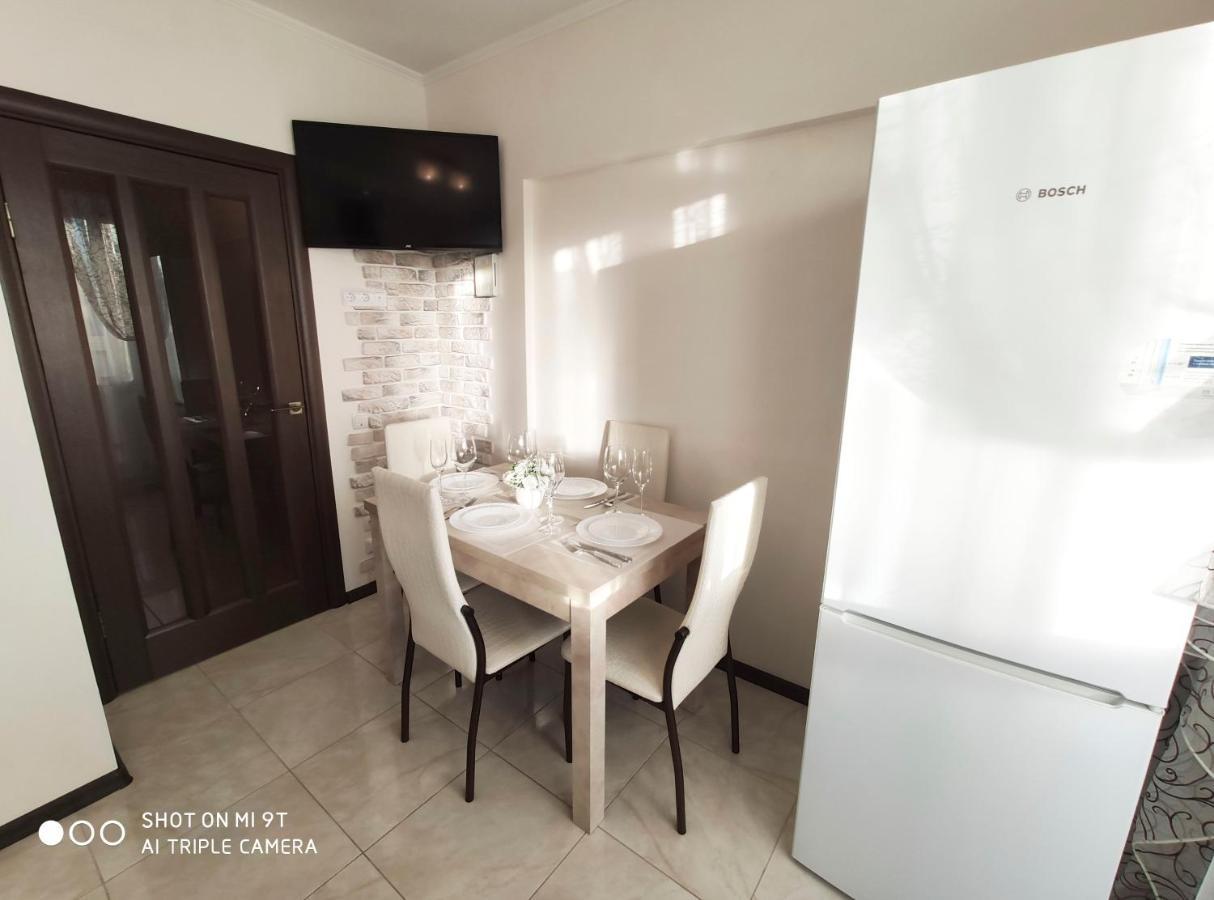 Comfort Apartments - Bright Family Suite Grodno Ngoại thất bức ảnh