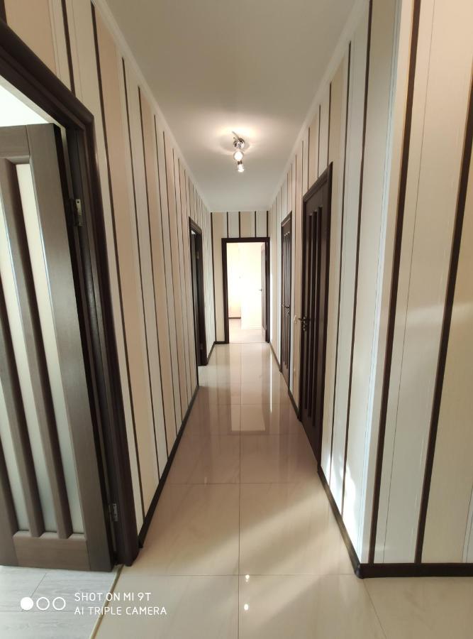 Comfort Apartments - Bright Family Suite Grodno Ngoại thất bức ảnh