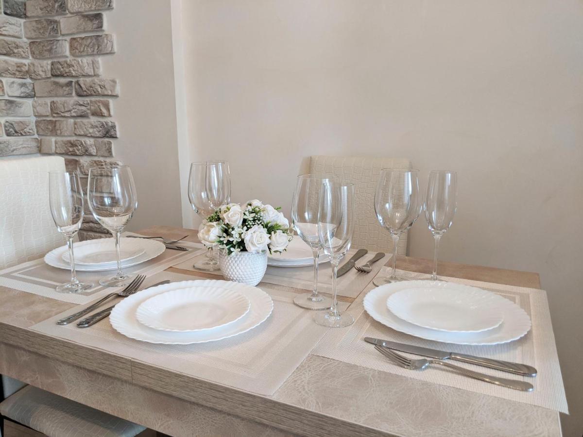 Comfort Apartments - Bright Family Suite Grodno Ngoại thất bức ảnh